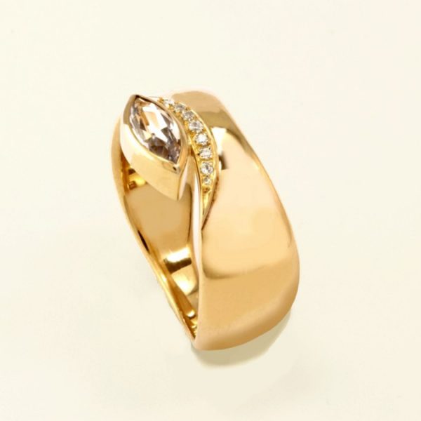 Gold Ring - 00210/9